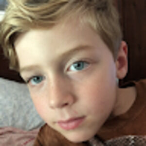 Meet your Posher, Holly